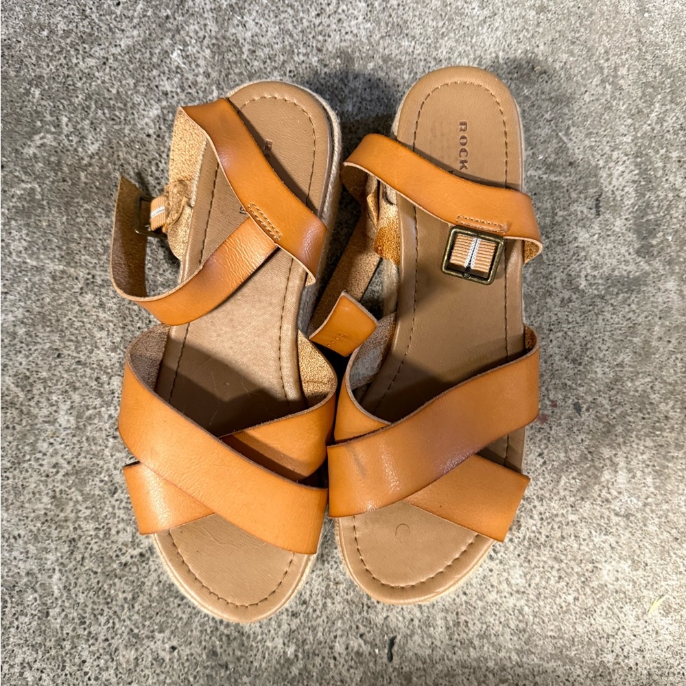 Rock and candy Women's Tan Sandals